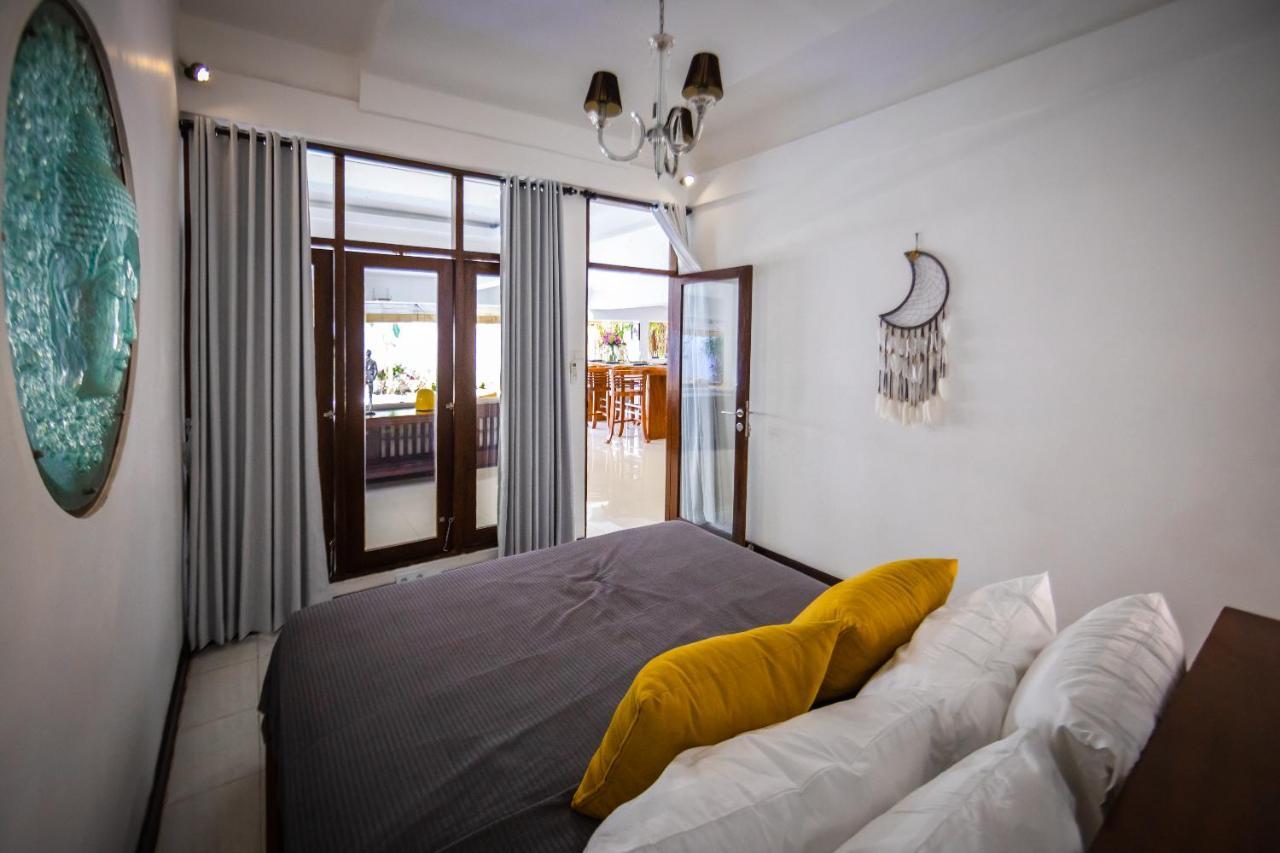 Villa Lucia By Semesta Villas เซมินยัค ภายนอก รูปภาพ